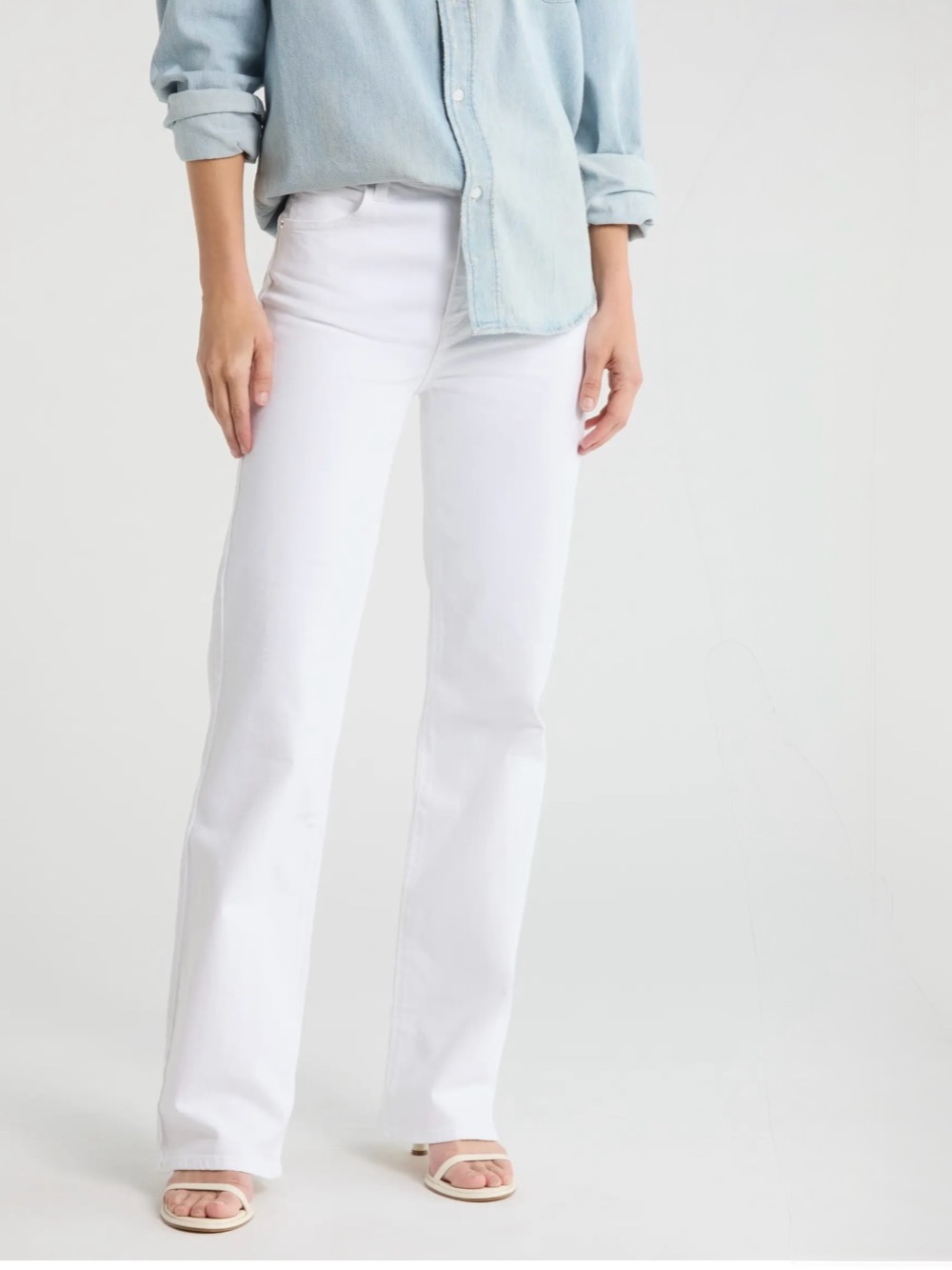 FRAME DENIM The Arrow High Waist Relaxed
Bootcut Jeans High-Rise White 26 new